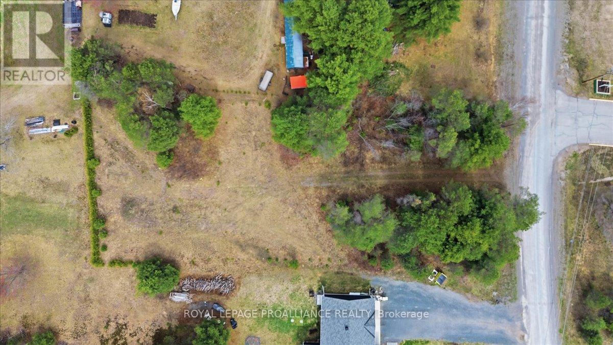 127 Lloyd Street, Addington Highlands, Ontario  K0H 2G0 - Photo 9 - X13080078