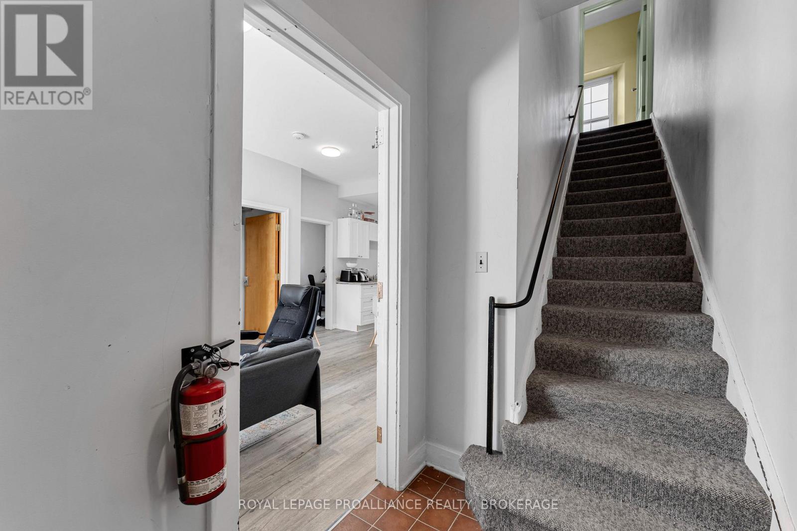 155 Brock Street, Kingston, Ontario  K7L 1S2 - Photo 12 - X13080322
