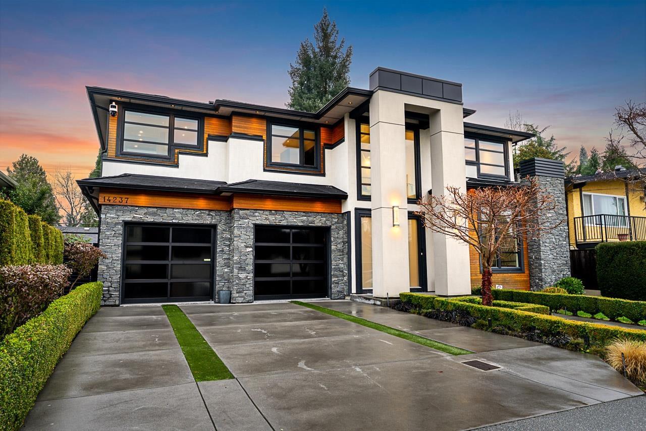 14237 Vine Avenue, White Rock, British Columbia  V4B 2S9 - Photo 1 - R3080356