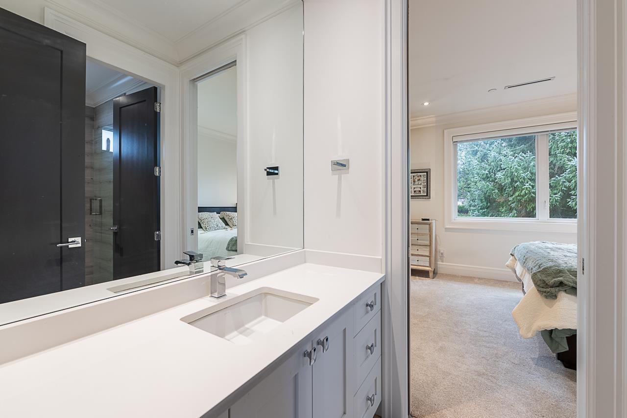 14237 Vine Avenue, White Rock, British Columbia  V4B 2S9 - Photo 26 - R3080356