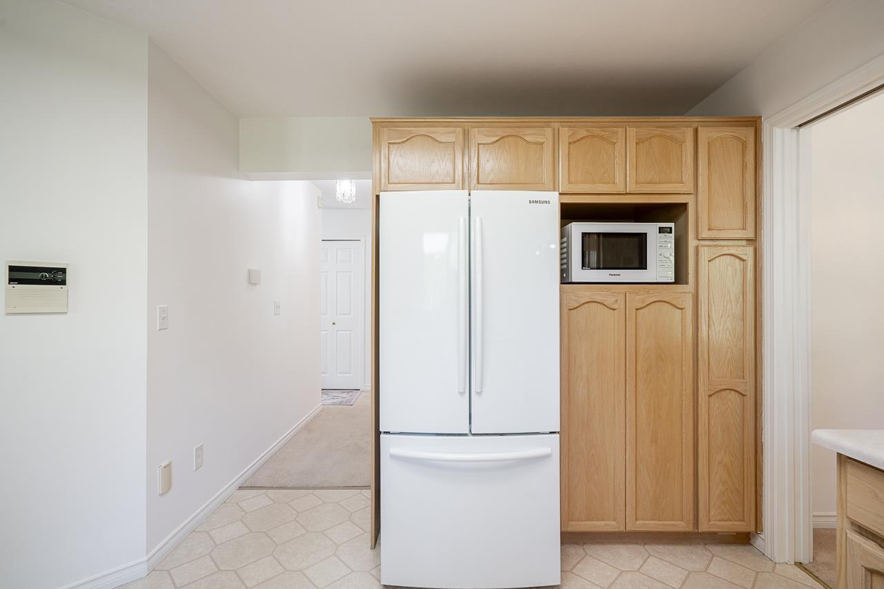 4866 196th Street Street, Langley, British Columbia  V3A 7Z7 - Photo 11 - R3116287