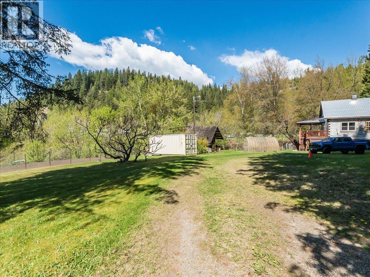 1448 Pass Creek Road, Castlegar, British Columbia  V1N 4S2 - Photo 75 - 10385233