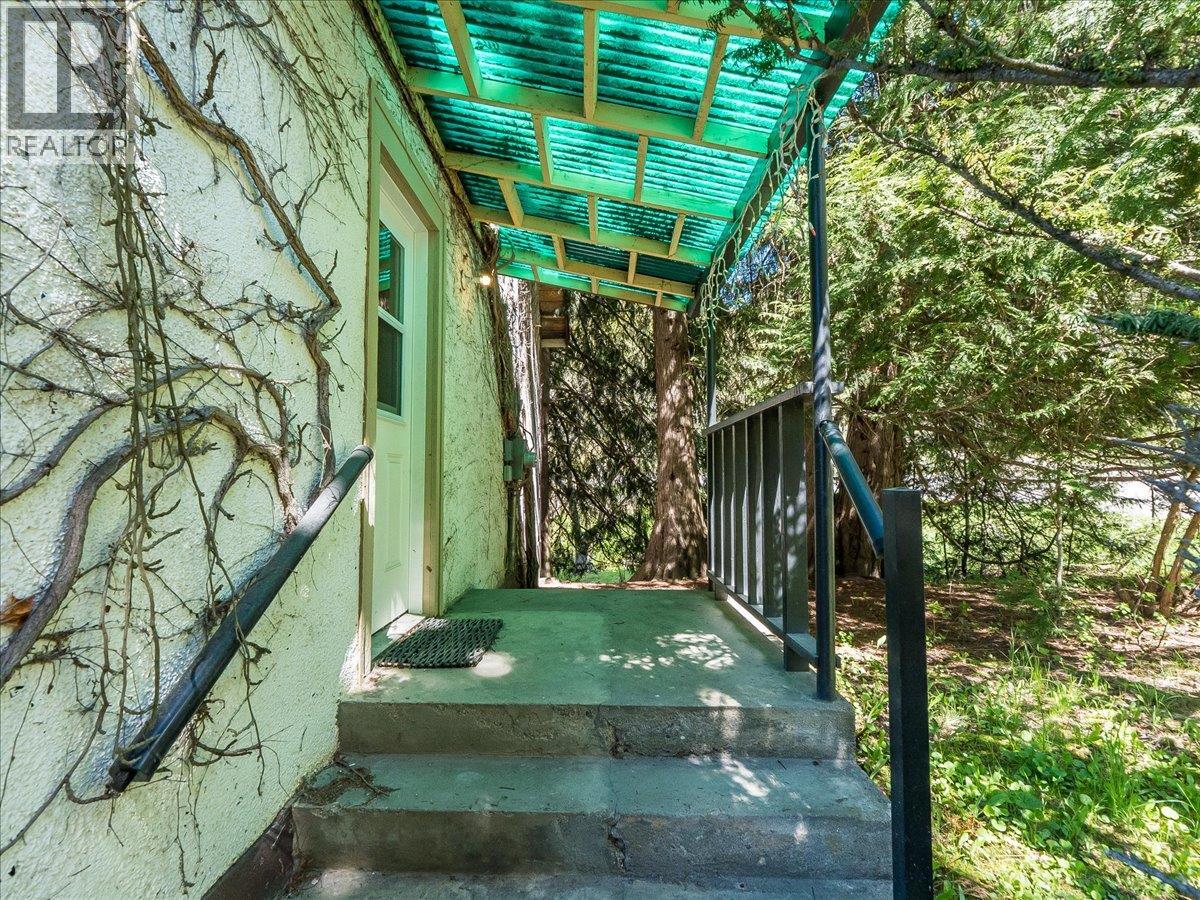 1448 Pass Creek Road, Castlegar, British Columbia  V1N 4S2 - Photo 62 - 10385233