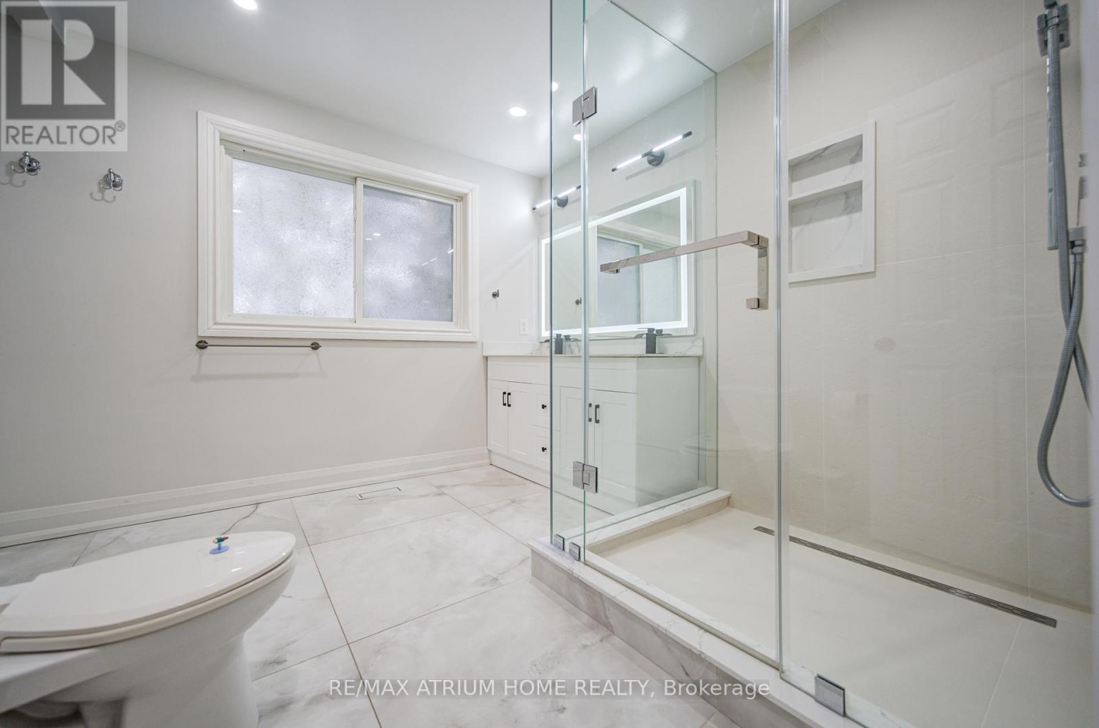 18 Doverwood Court, Toronto, Ontario  M2M 2G7 - Photo 15 - C13080132