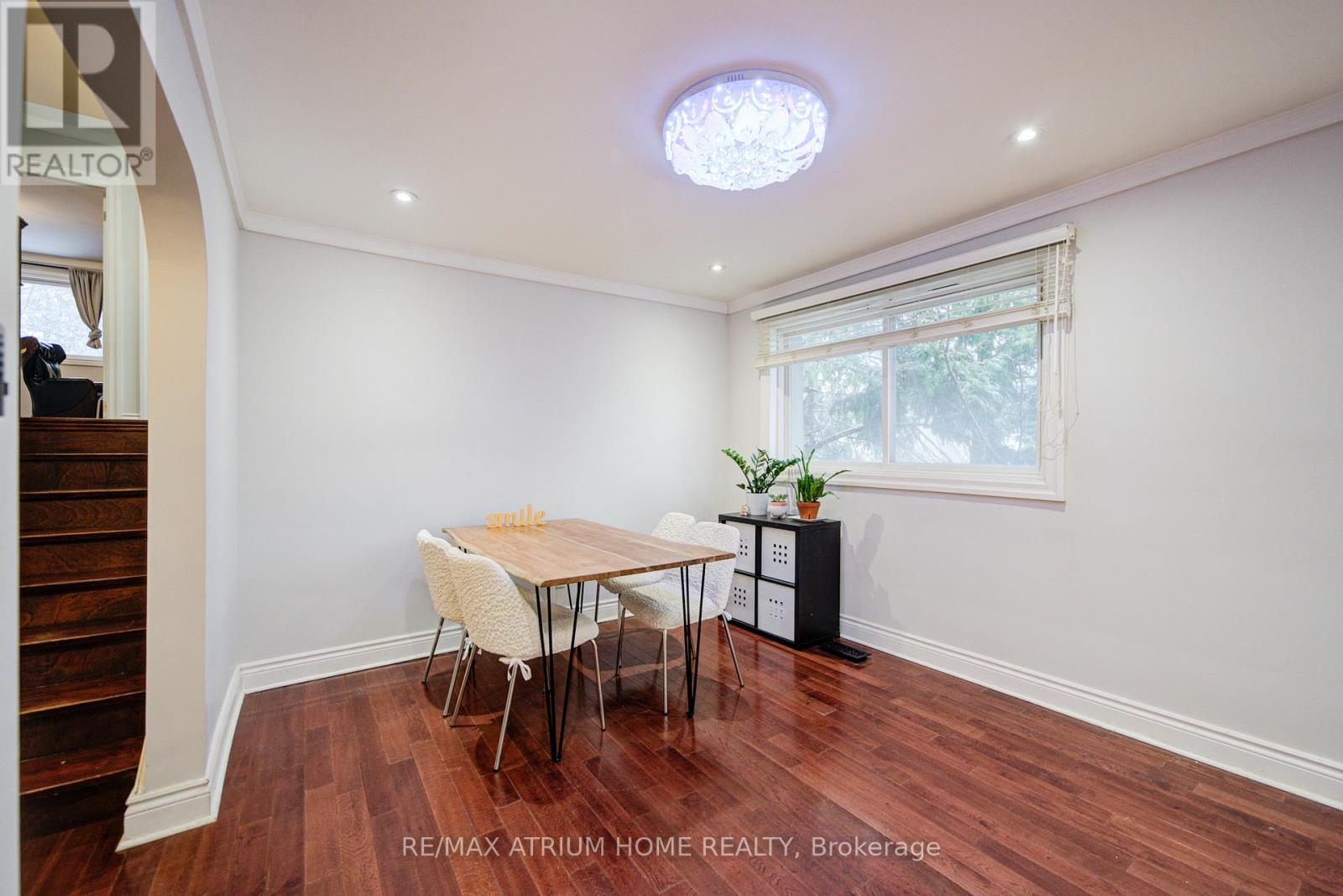 18 Doverwood Court, Toronto, Ontario  M2M 2G7 - Photo 9 - C13080132