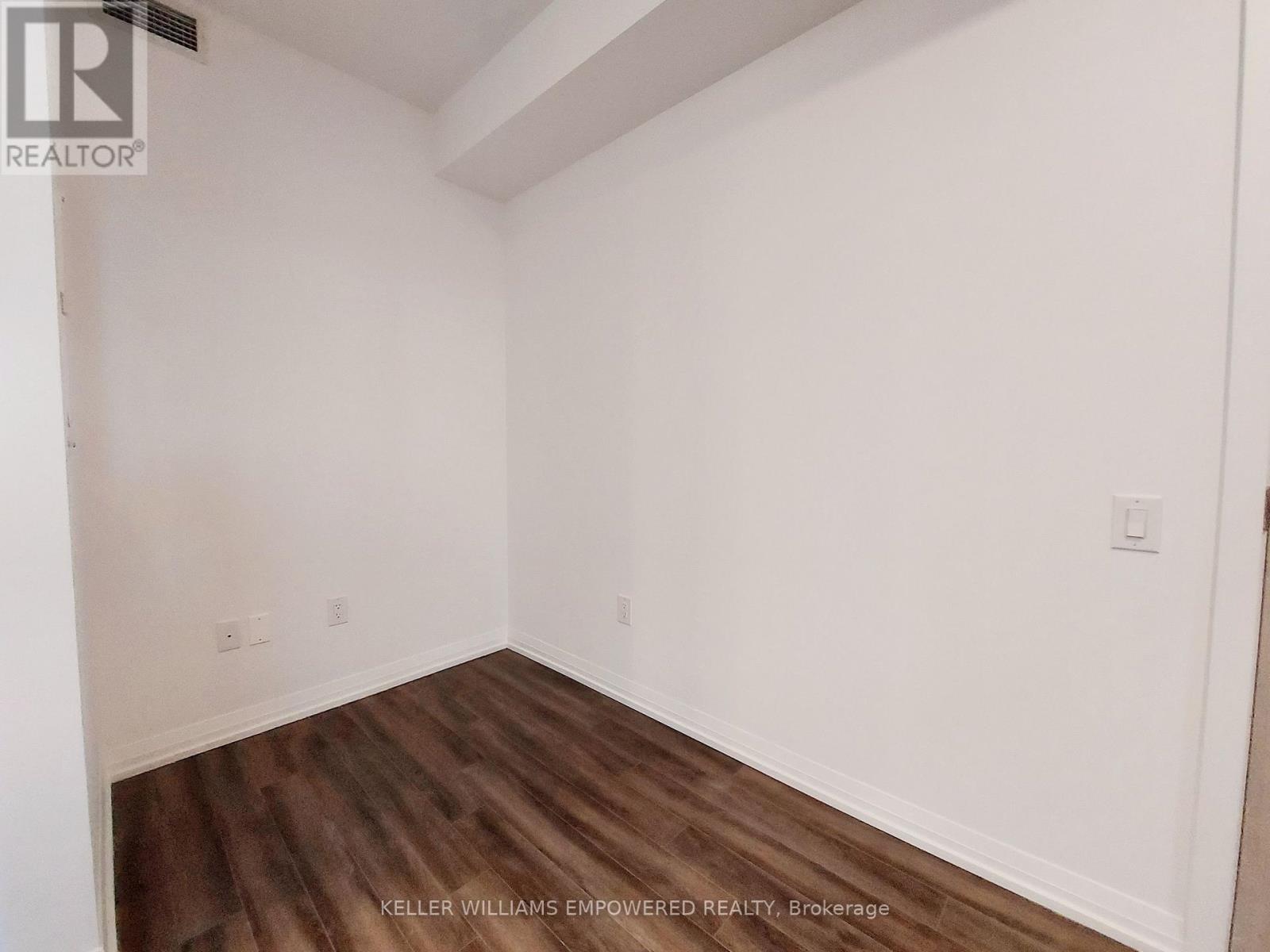 2801 - 75 Canterbury Place, Toronto, Ontario  M2N 0L2 - Photo 10 - C13080176