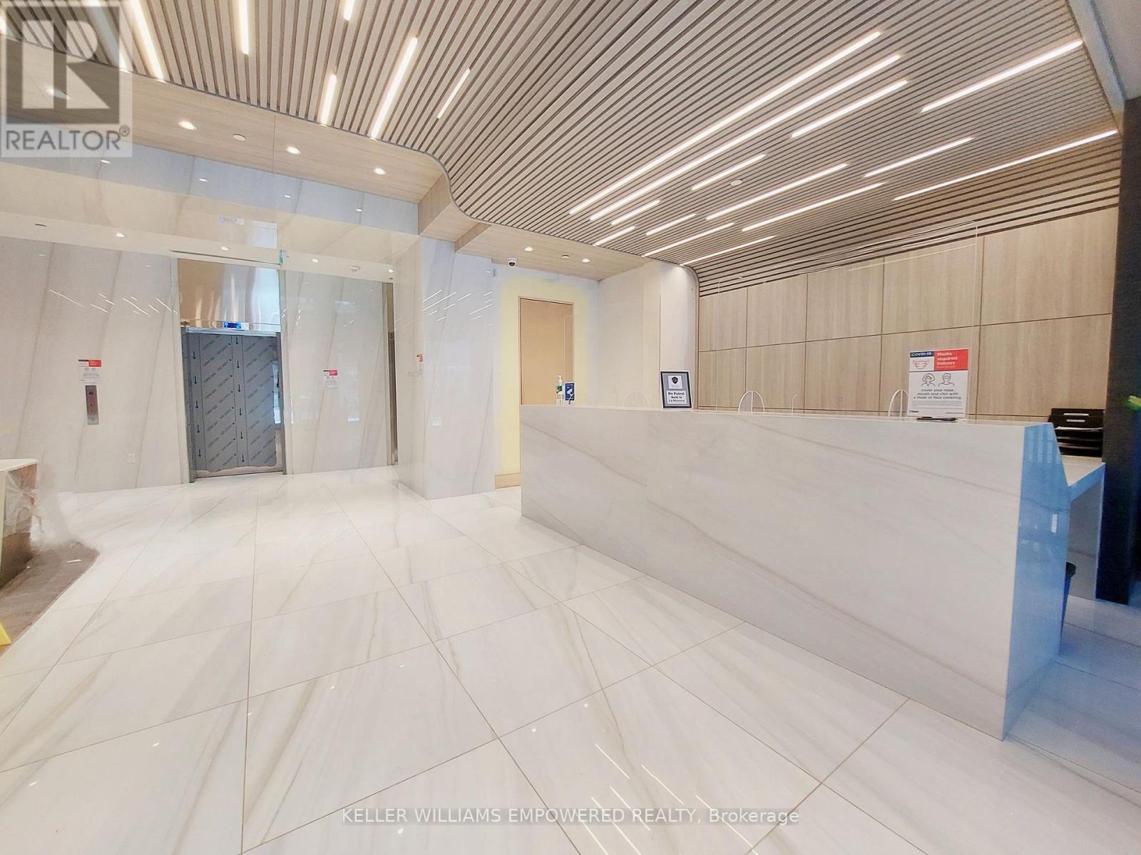 2801 - 75 Canterbury Place, Toronto, Ontario  M2N 0L2 - Photo 2 - C13080176