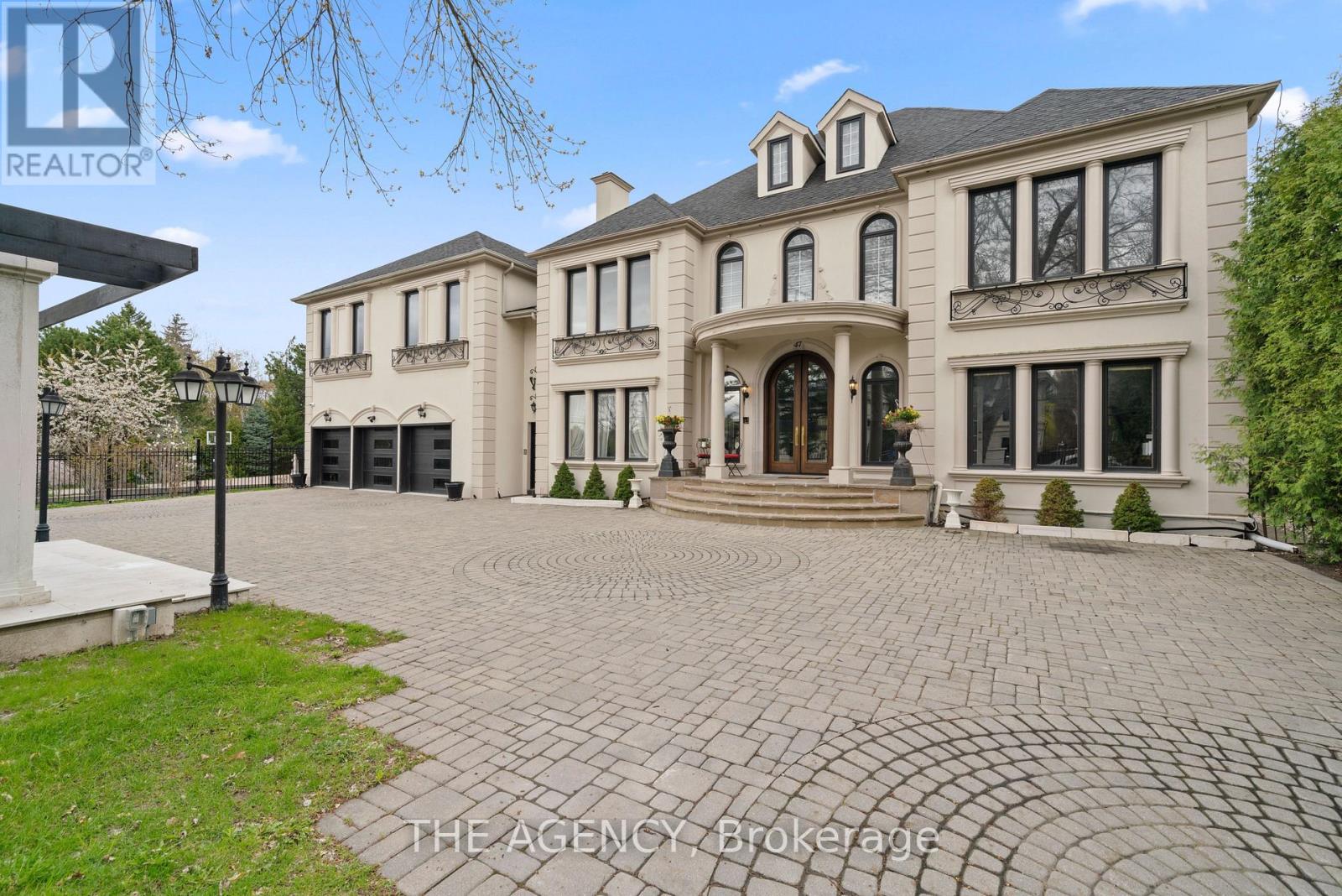 47 OLD COLONY ROAD, Toronto, Ontario
