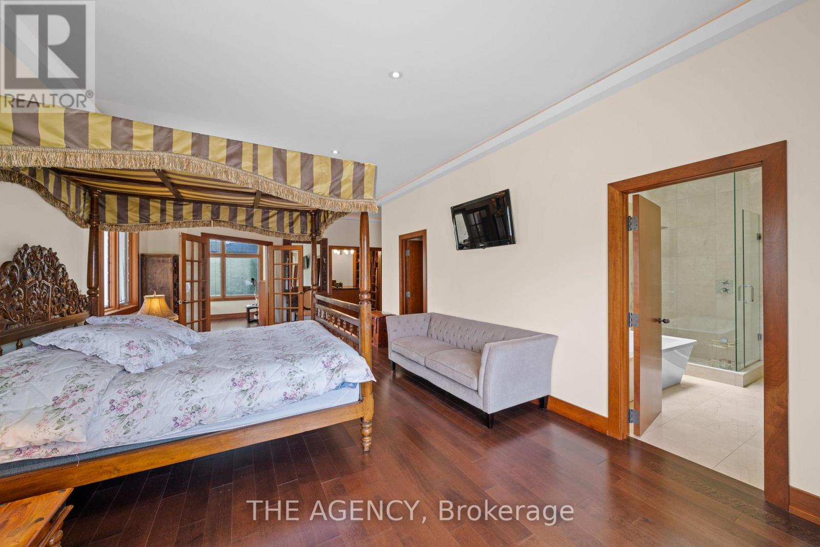 47 Old Colony Road, Toronto, Ontario  M2L 2J9 - Photo 23 - C13080212