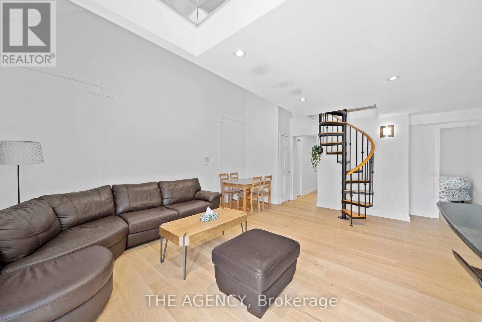 47 Old Colony Road, Toronto, Ontario  M2L 2J9 - Photo 38 - C13080212