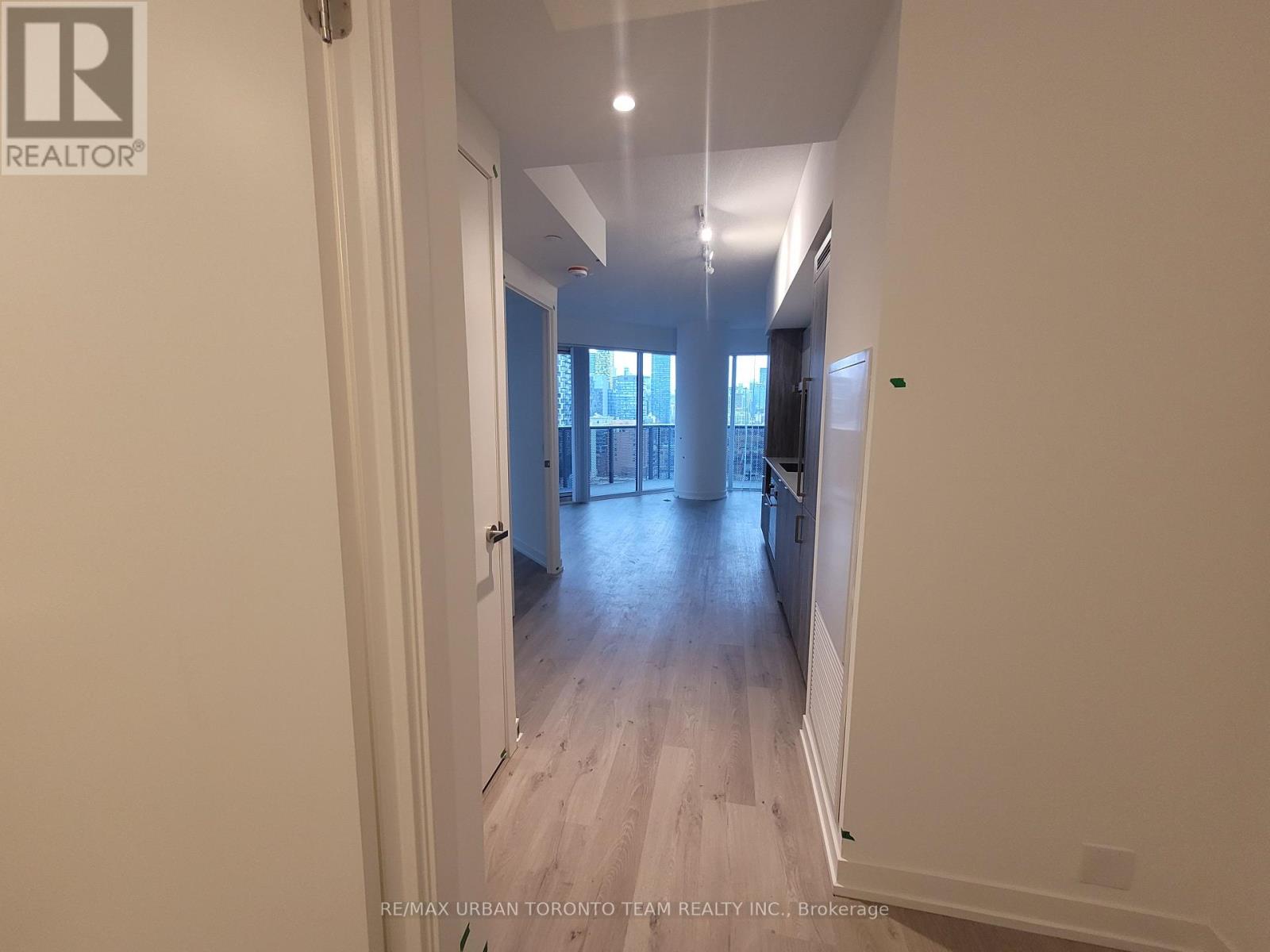 1716 - 138 Downes Street, Toronto, Ontario  M5E 0E4 - Photo 11 - C13080398
