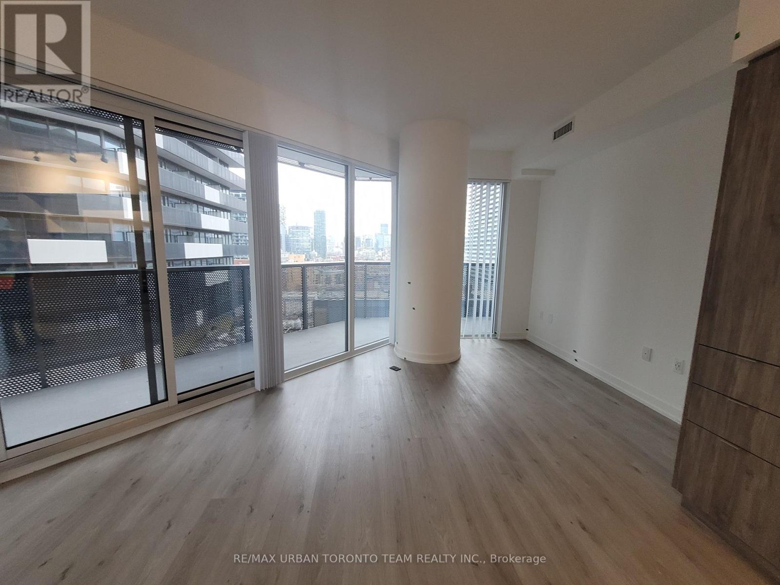 1716 - 138 Downes Street, Toronto, Ontario  M5E 0E4 - Photo 7 - C13080398