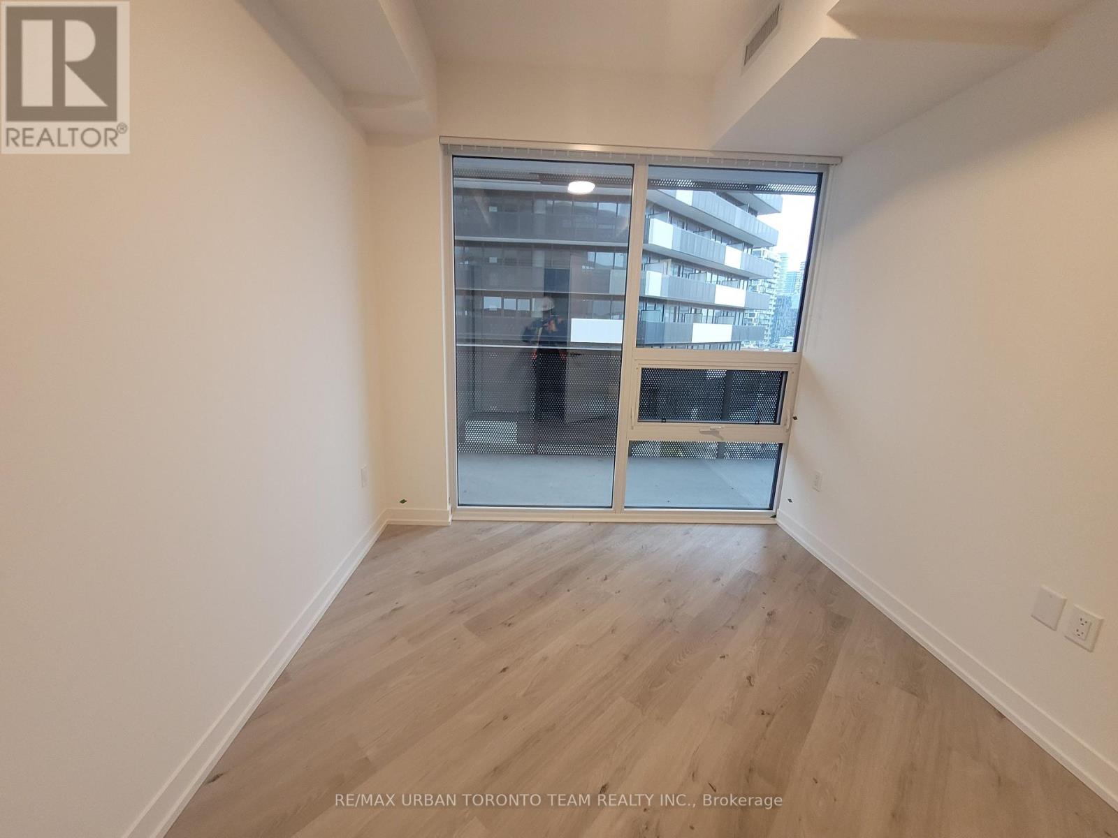 1716 - 138 Downes Street, Toronto, Ontario  M5E 0E4 - Photo 9 - C13080398
