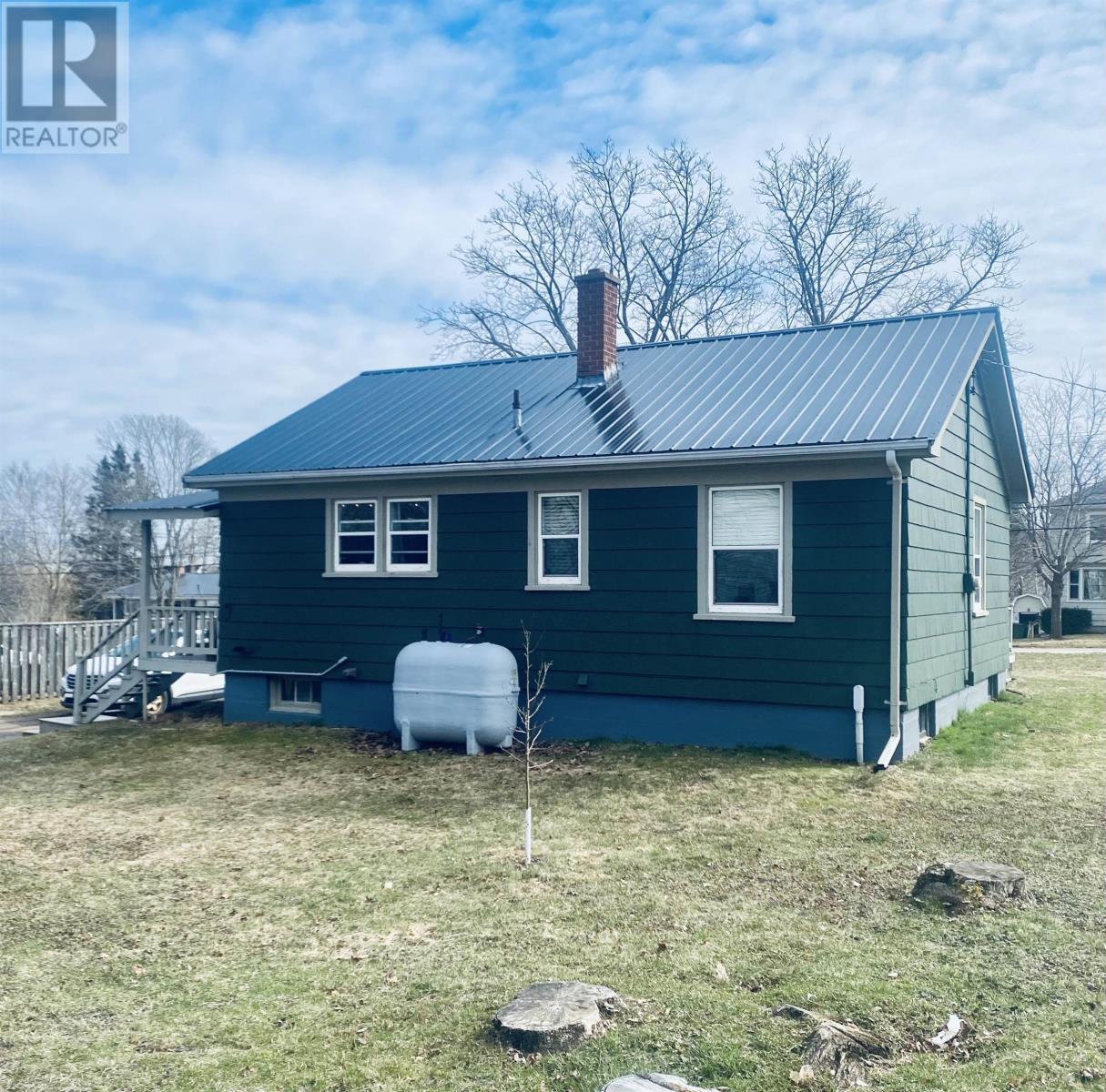 6 Gordon Drive, Charlottetown, Prince Edward Island  C1A 6B7 - Photo 49 - 202609613