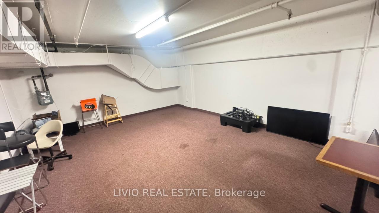 2118 Queen Street E, Toronto, Ontario  M4E 1E2 - Photo 23 - E13080074