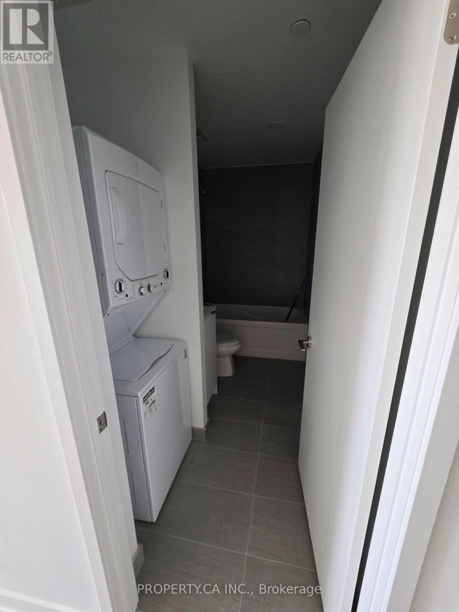 213 - 20 Deans Drive, Toronto, Ontario  M1L 0J7 - Photo 6 - E13080188