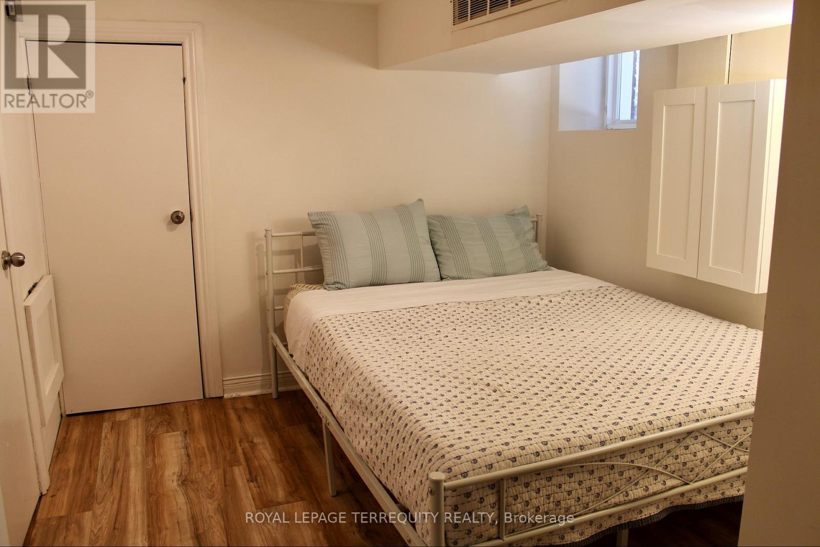 Lower - 140 Wolverleigh Boulevard, Toronto, Ontario  M4J 1R9 - Photo 18 - E13080254