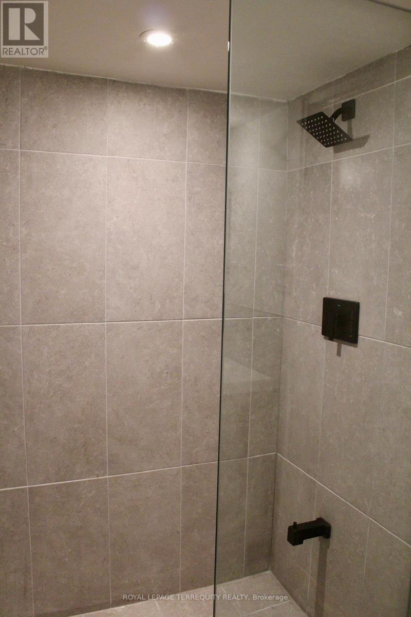 Lower - 140 Wolverleigh Boulevard, Toronto, Ontario  M4J 1R9 - Photo 23 - E13080254