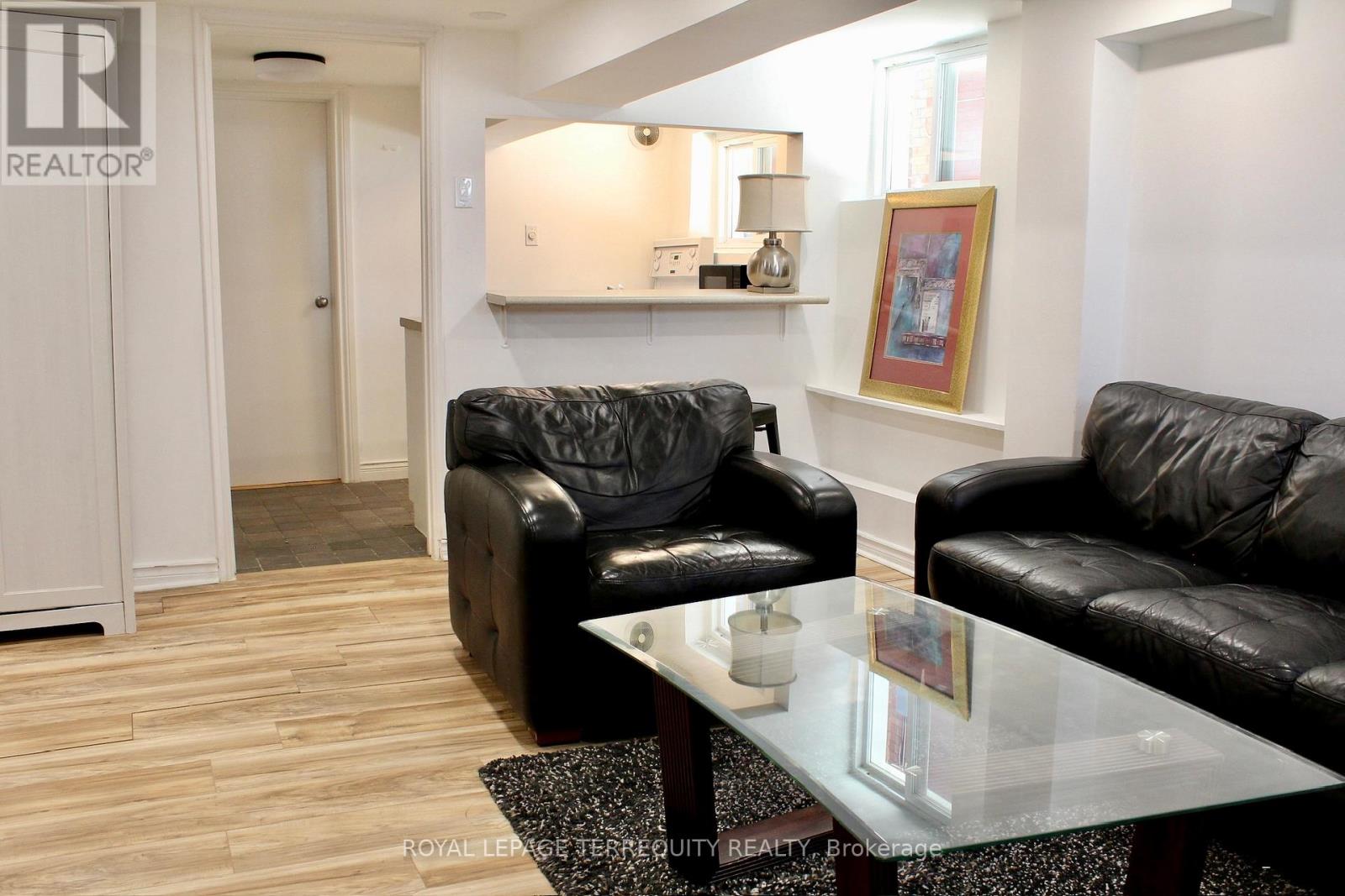 Lower - 140 Wolverleigh Boulevard, Toronto, Ontario  M4J 1R9 - Photo 9 - E13080254