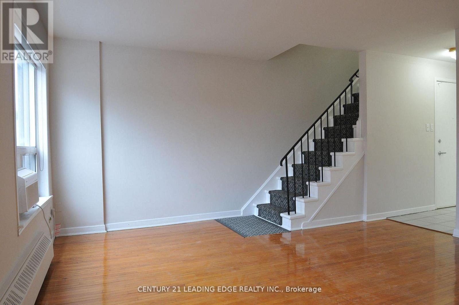 B - 1013 Pape Avenue, Toronto, Ontario  M4K 3V8 - Photo 6 - E13080282