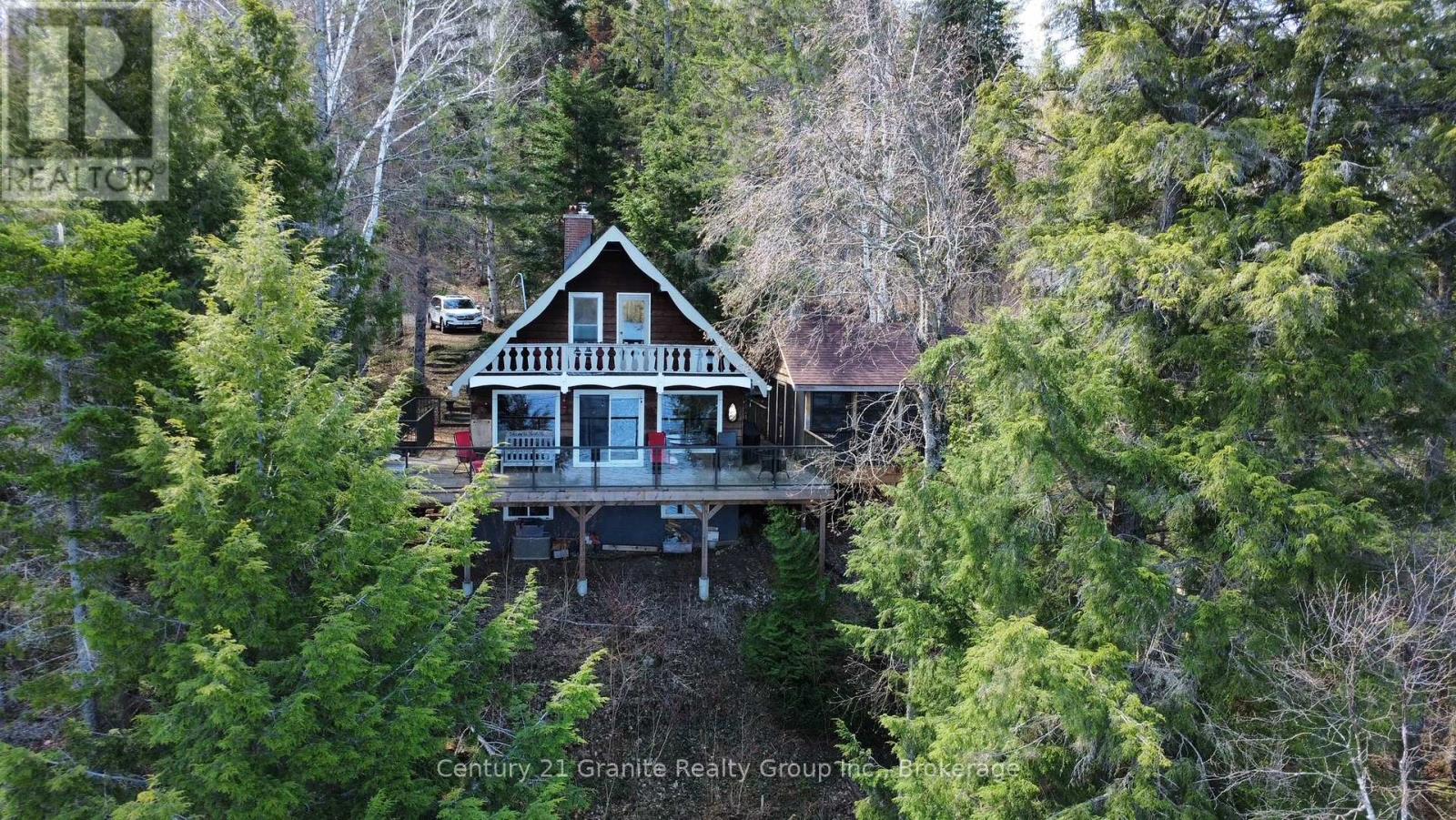 1038 BROKEN PADDLE ROAD, Dysart et al, Ontario