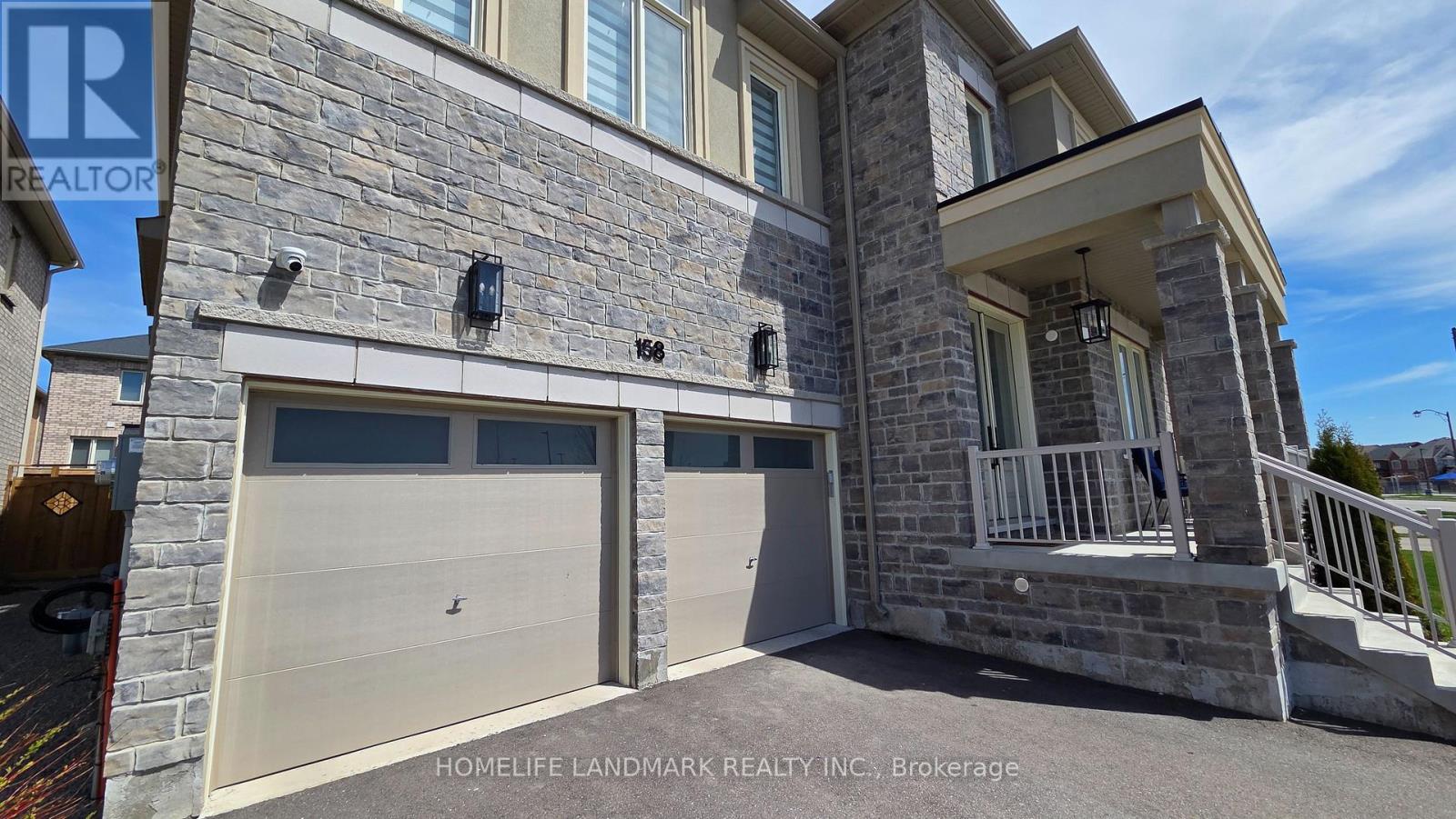 158 Walter English Drive, East Gwillimbury, Ontario  L9N 0Y8 - Photo 2 - N13042634