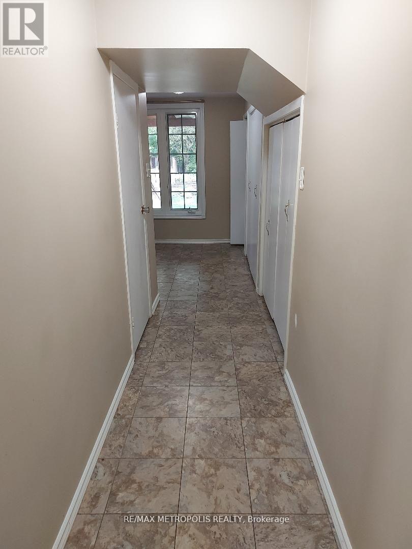 Bsmt - 90 Beswick Drive, Newmarket, Ontario  L3Y 5B8 - Photo 3 - N13080112