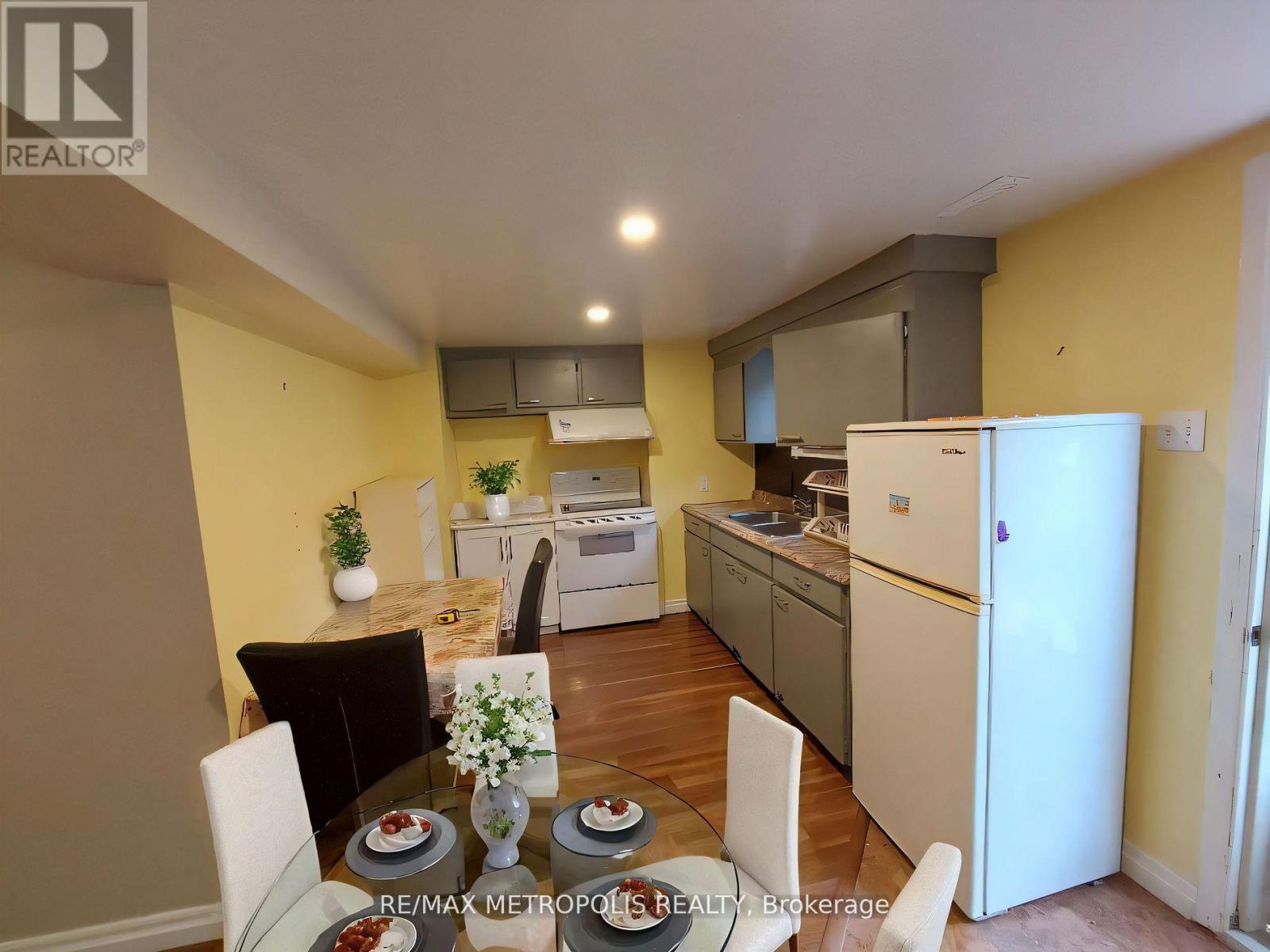 Bsmt - 90 Beswick Drive, Newmarket, Ontario  L3Y 5B8 - Photo 8 - N13080112