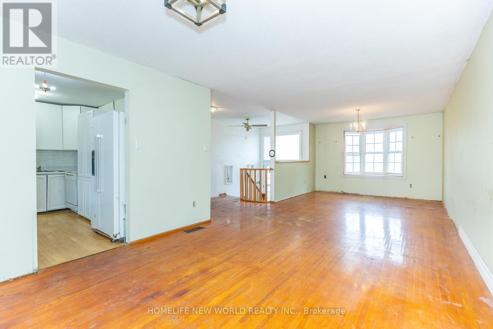 356 Dixon Boulevard, Newmarket, Ontario  L3Y 5C4 - Photo 10 - N13080130