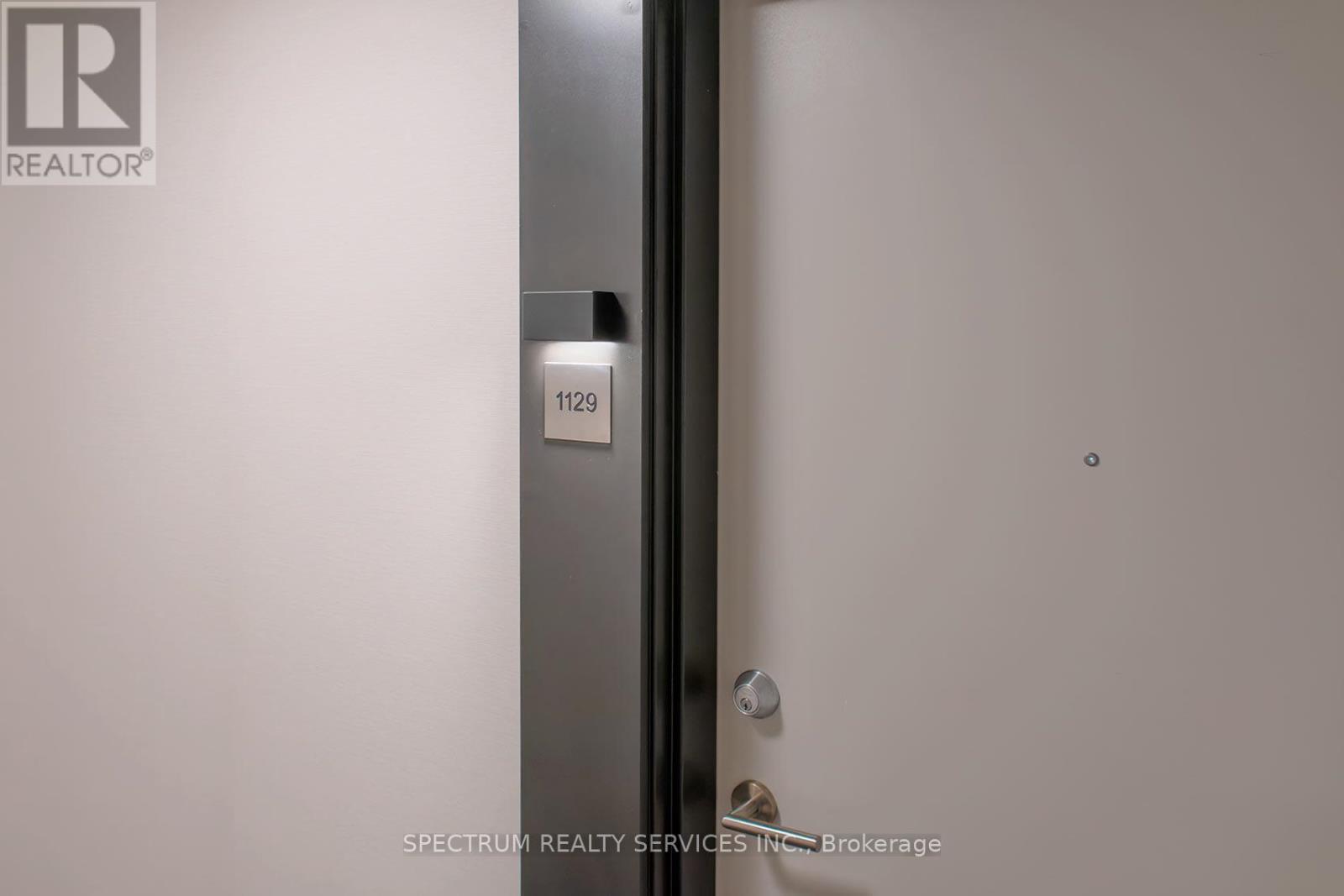 1129 - 2 David Eyer Road, Richmond Hill, Ontario  L4S 0N6 - Photo 6 - N13080140