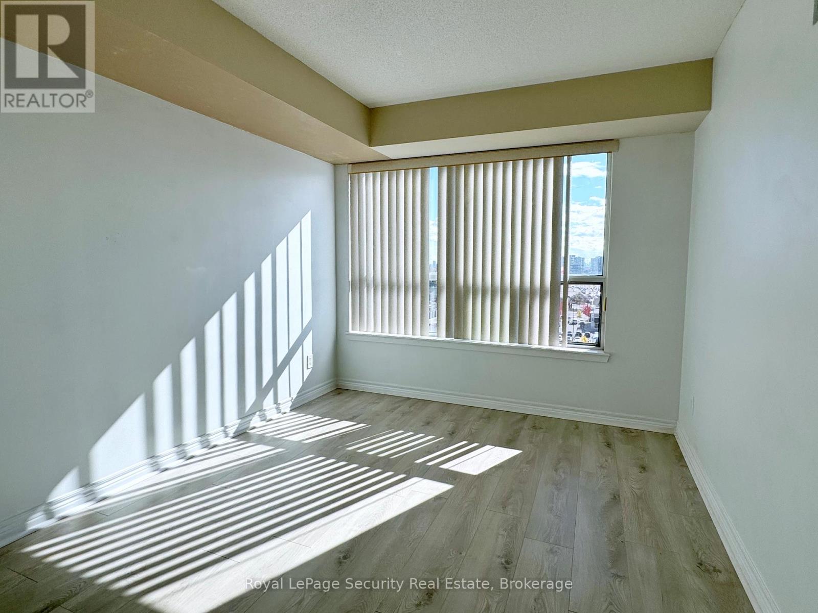 917 - 15 North Park Road, Vaughan, Ontario  L4J 0A1 - Photo 10 - N13080318