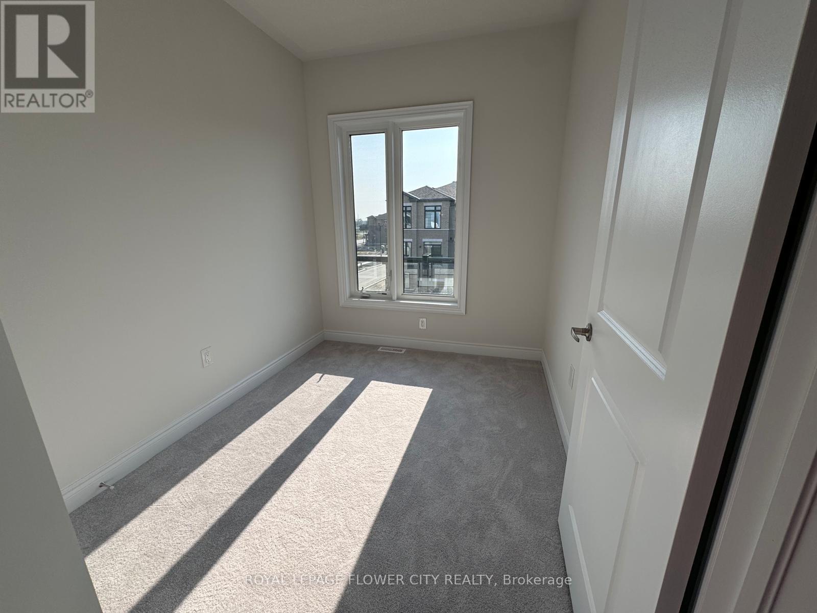 121 Tennant Circle, Vaughan, Ontario  L4H 5L5 - Photo 16 - N13080366