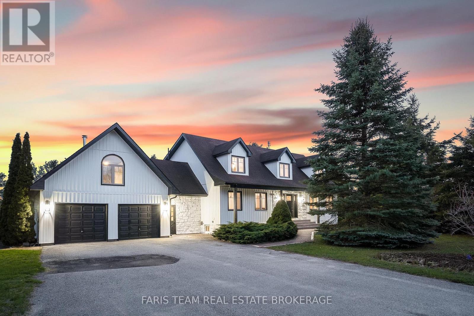3 MATTHEW COURT, Wasaga Beach, Ontario