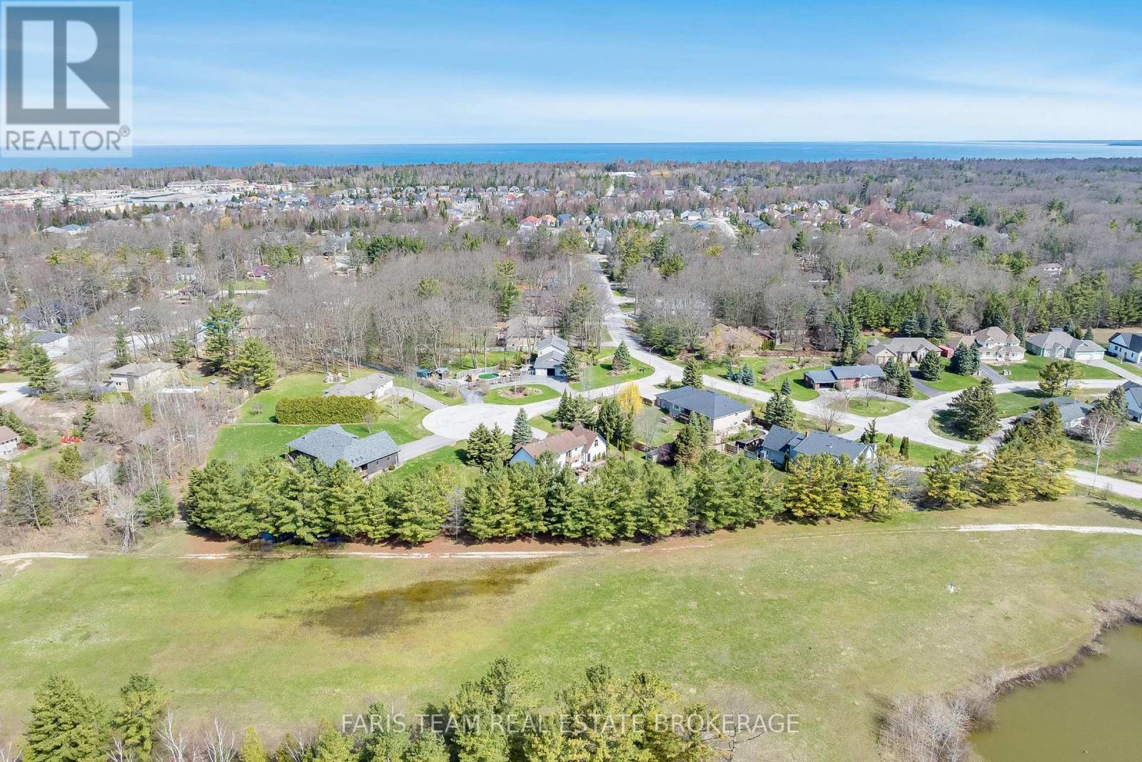 3 Matthew Court, Wasaga Beach, Ontario  L9Z 1J5 - Photo 48 - S12864982