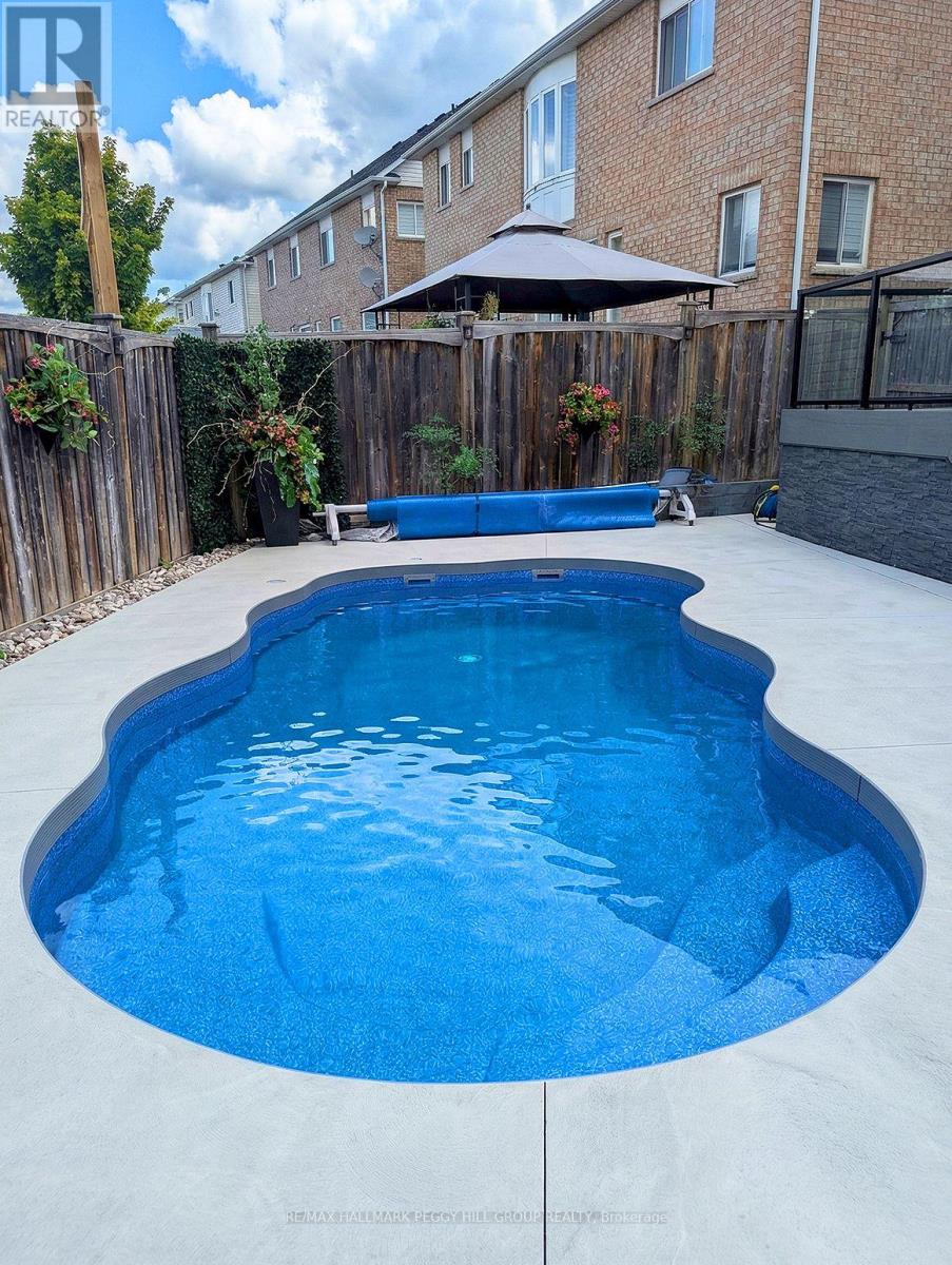 20 The Queensway, Barrie (Innis-Shore), Ontario  L4M 7H6 - Photo 5 - S13080268