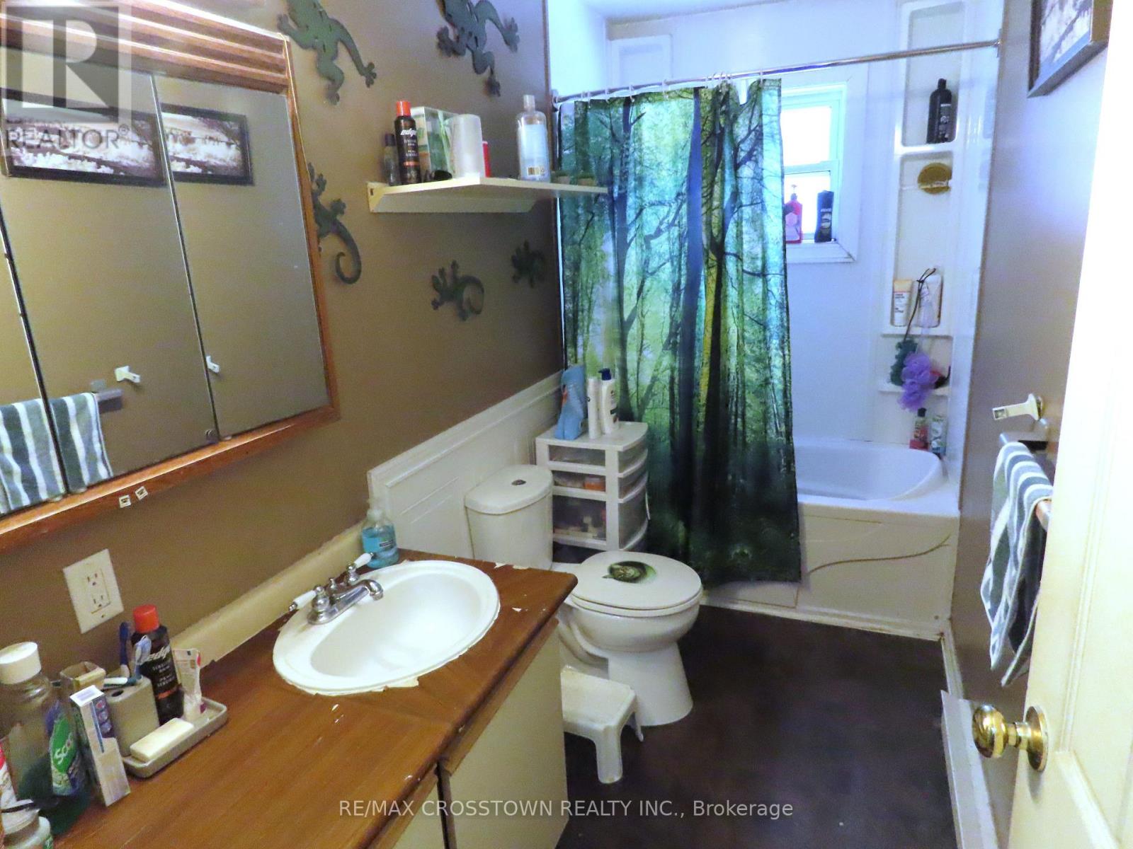 4716 Penetanguishene Road, Springwater (Hillsdale), Ontario  L0L 1V0 - Photo 35 - S13080392