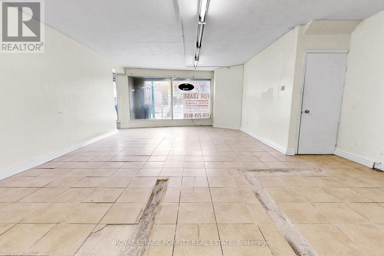 3367 Lake Shore Boulevard W, Toronto, Ontario  M8W 1N1 - Photo 17 - W12861186