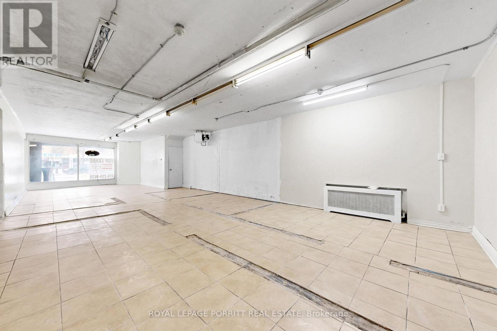 3367 Lake Shore Boulevard W, Toronto, Ontario  M8W 1N1 - Photo 15 - W12861186