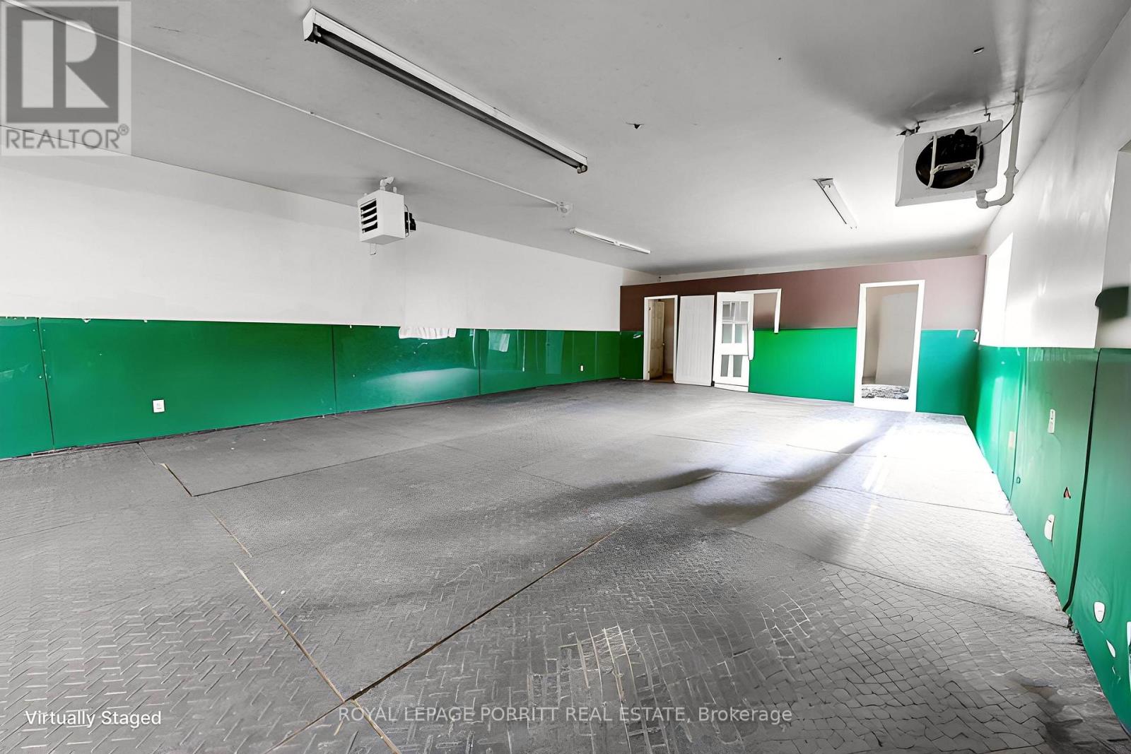 3367 Lake Shore Boulevard W, Toronto, Ontario  M8W 1N1 - Photo 22 - W12861186