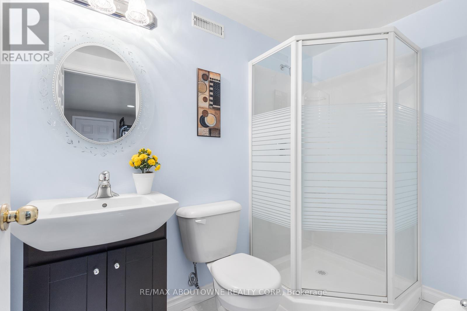 2474 Cavendish Drive, Burlington, Ontario  L7P 3T8 - Photo 33 - W13047498