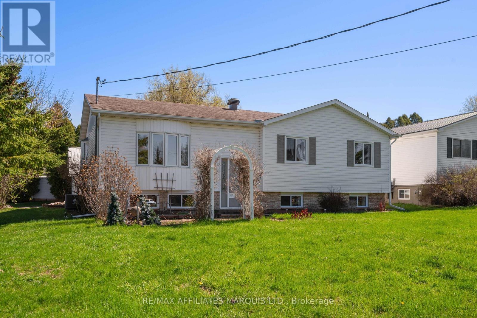 3497 Bruce Street, South Stormont, Ontario  K6K 1N2 - Photo 2 - X13080348
