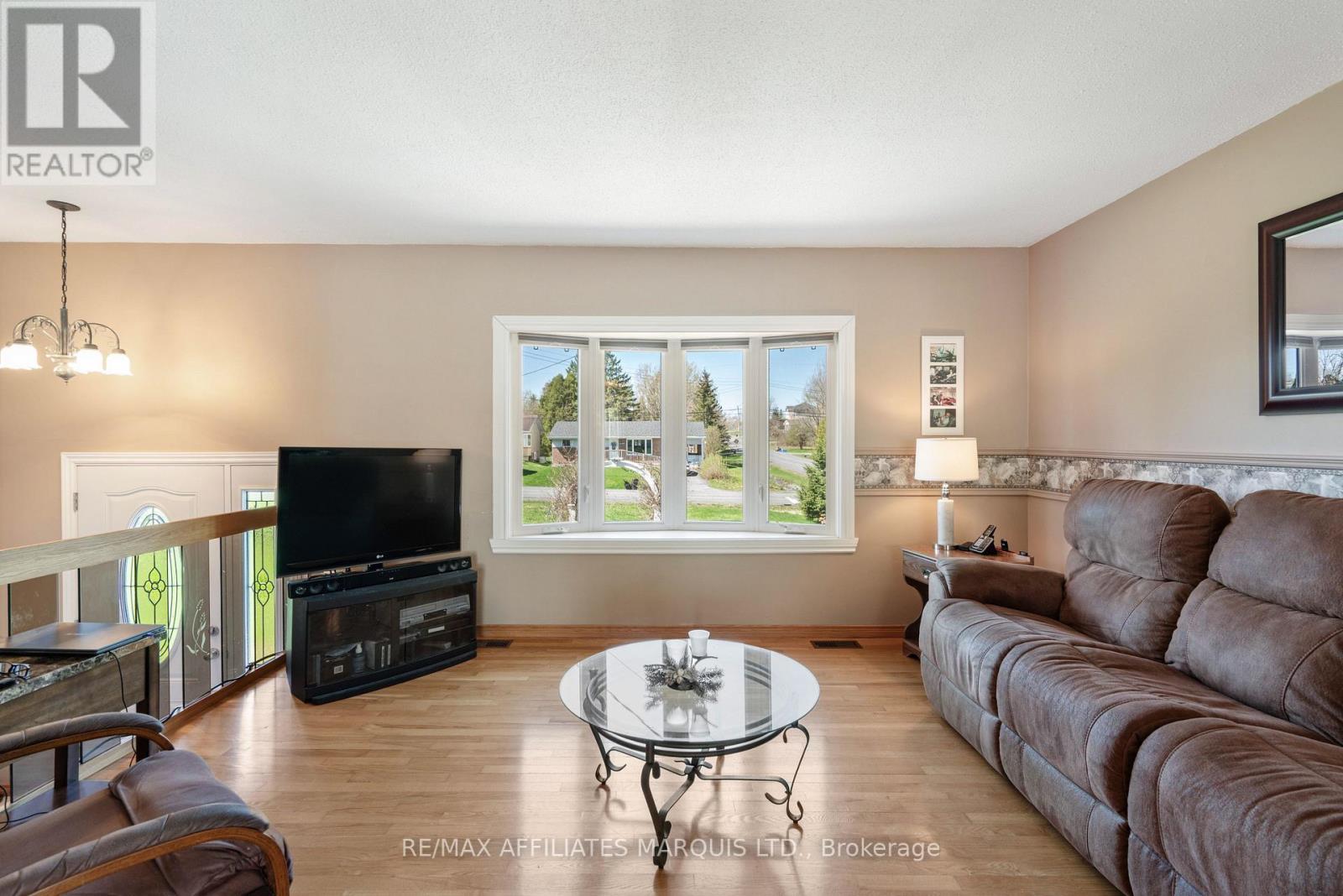 3497 Bruce Street, South Stormont, Ontario  K6K 1N2 - Photo 6 - X13080348
