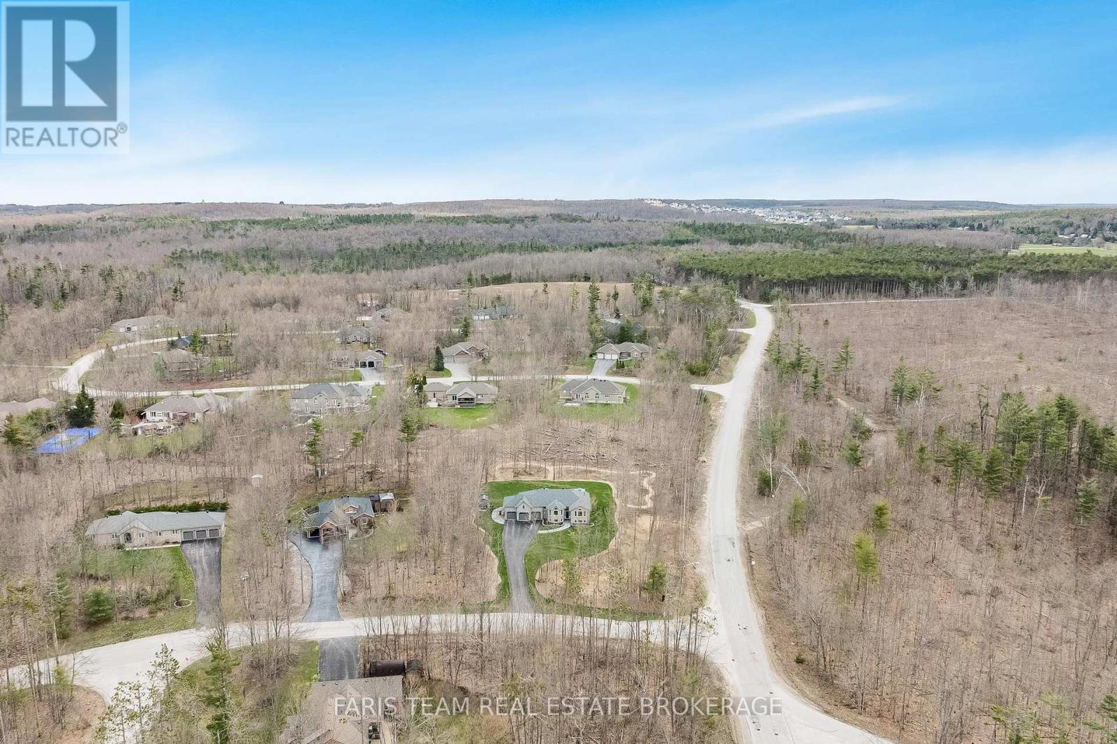 1 Pineview Drive, Oro-Medonte, Ontario  L0L 2L0 - Photo 44 - S12920064