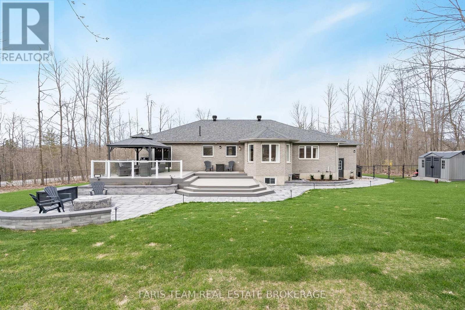 1 Pineview Drive, Oro-Medonte, Ontario  L0L 2L0 - Photo 42 - S12920064