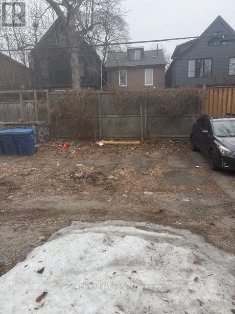 612 Gerrard Street E, Toronto, Ontario  M4M 1Y3 - Photo 11 - E12879834