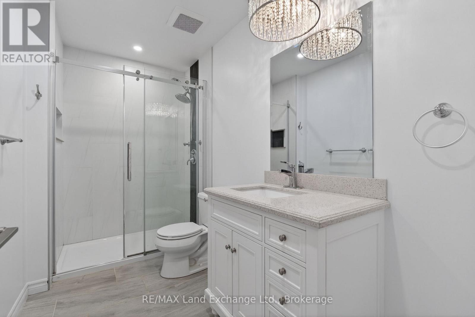 824 Andrew Malcolm Drive, Kincardine, Ontario  N2Z 1M6 - Photo 12 - X13080194