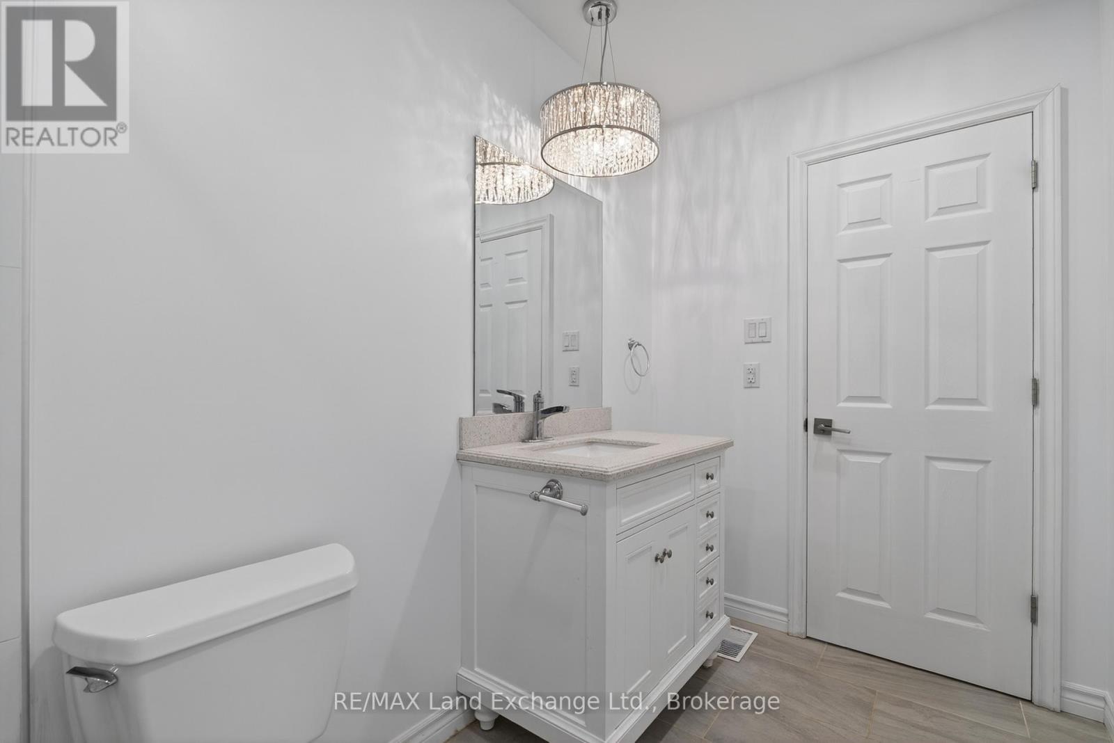 824 Andrew Malcolm Drive, Kincardine, Ontario  N2Z 1M6 - Photo 13 - X13080194
