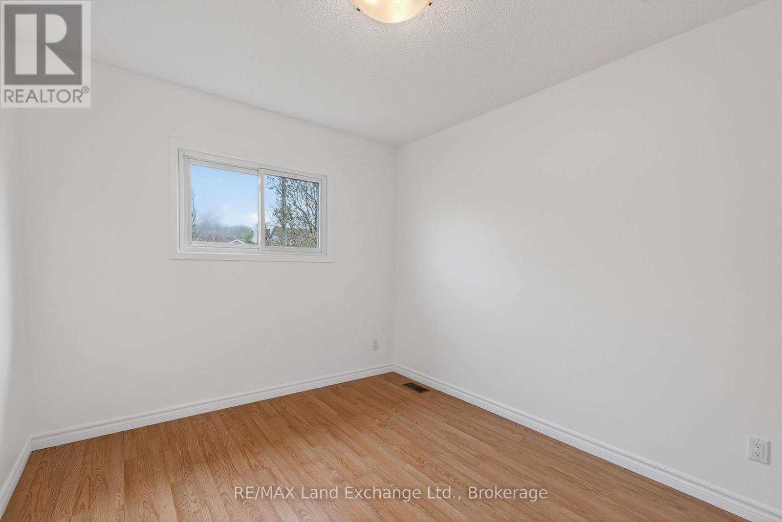 824 Andrew Malcolm Drive, Kincardine, Ontario  N2Z 1M6 - Photo 15 - X13080194