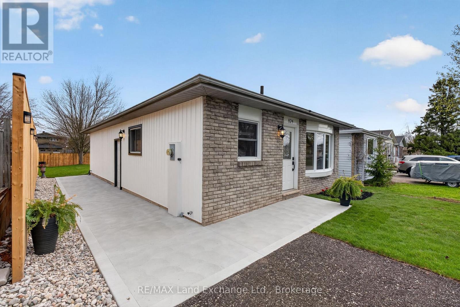 824 Andrew Malcolm Drive, Kincardine, Ontario  N2Z 1M6 - Photo 3 - X13080194