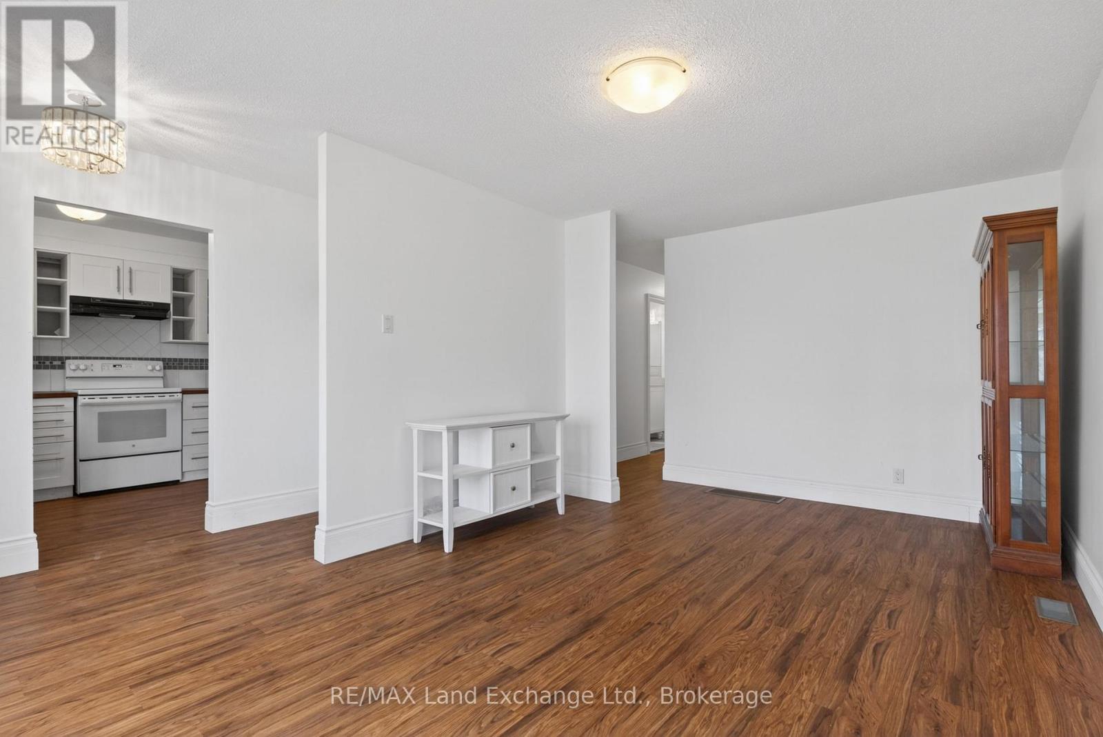 824 Andrew Malcolm Drive, Kincardine, Ontario  N2Z 1M6 - Photo 7 - X13080194
